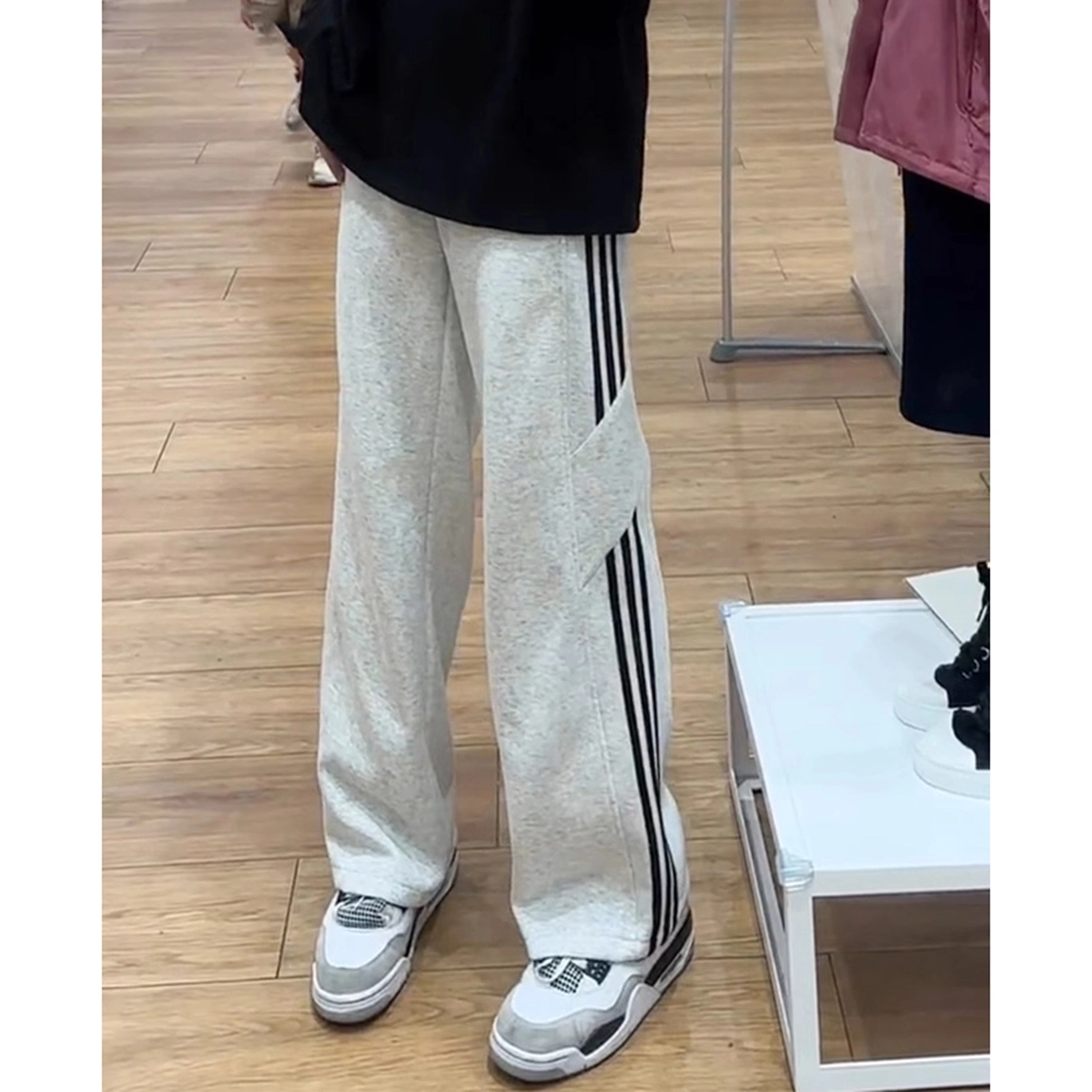 徐百货 潮牌复古卫裤直筒宽松休闲裤子夏季潮流百搭阔腿长裤美式高街针织运动裤 男女同款