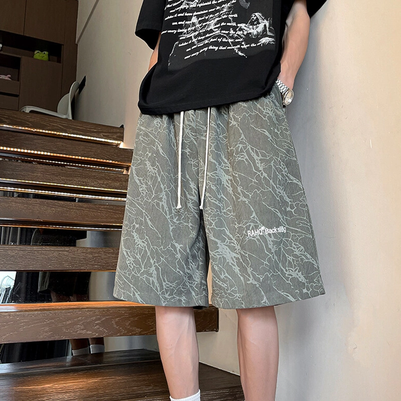 AWAO
