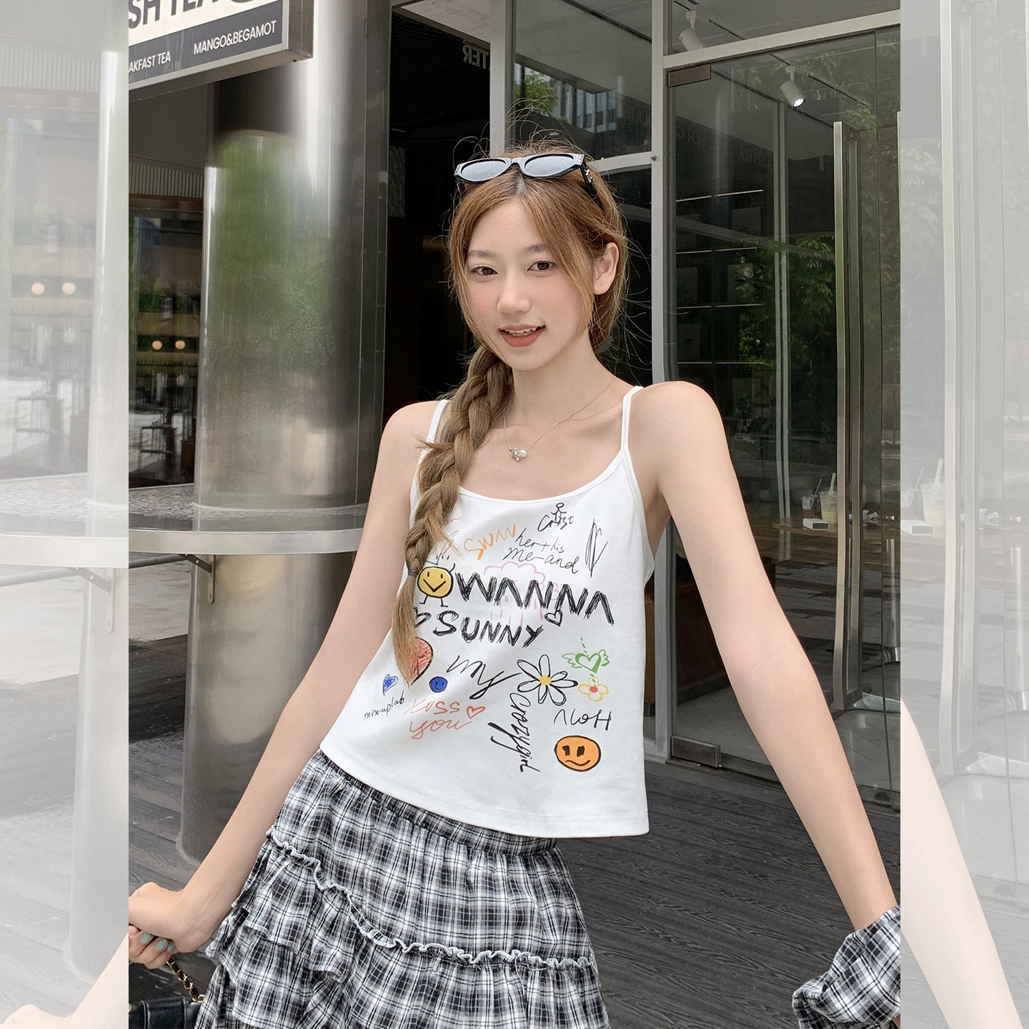 黛尔佳人 趣味彩色印花内搭甜辣上衣夏季设计感修身吊带 女款