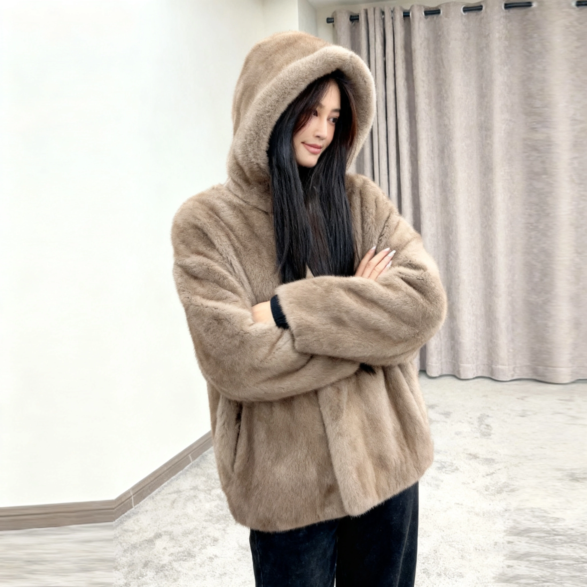 佐塞斯 高端品质轻奢天鹅绒水貂外套貂皮大衣女整貂短款连帽裘皮时尚冬季皮草 女款
