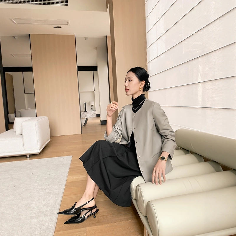 佐塞斯 时尚舒适休闲皮衣 女款