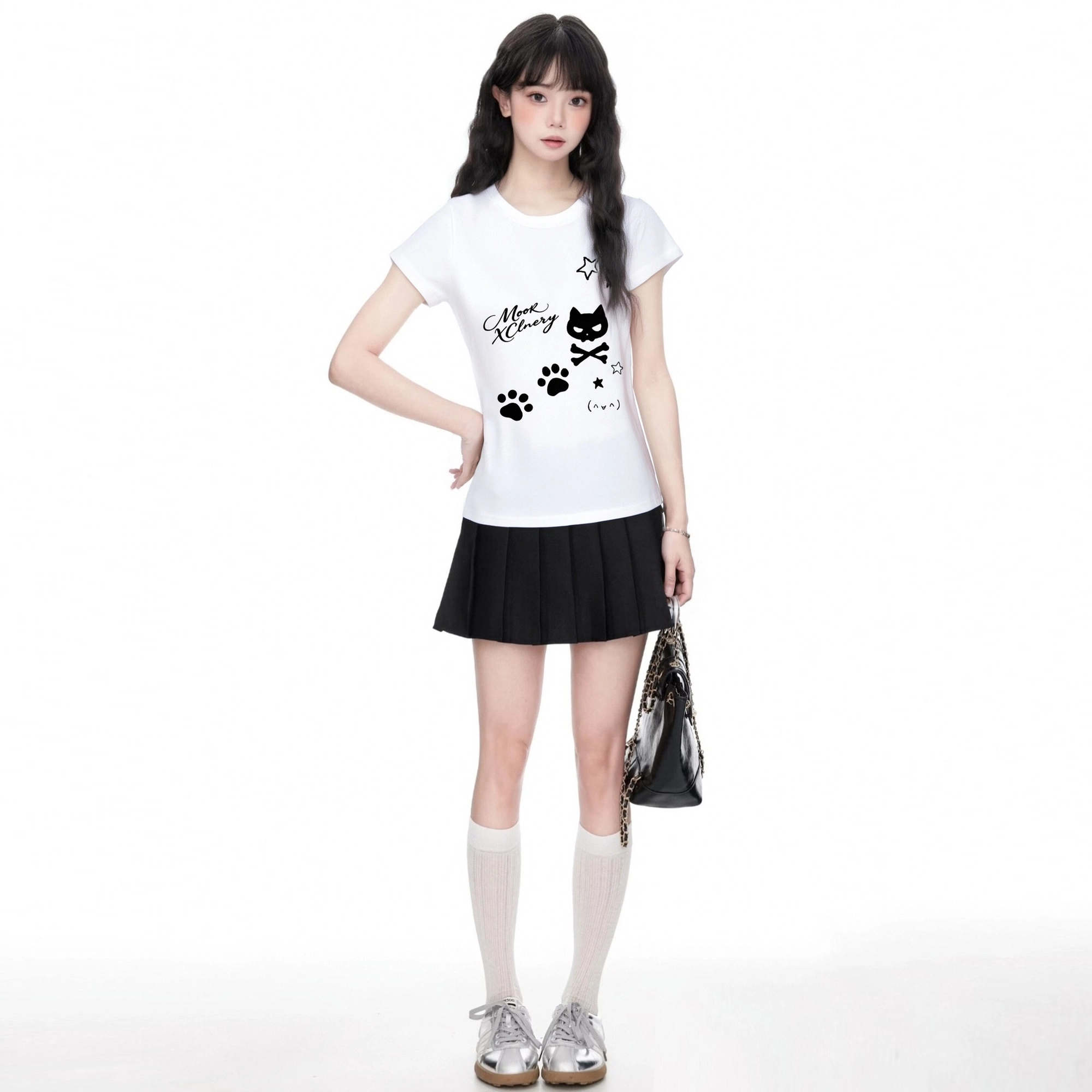 MOOR XCLNERY LOGO T