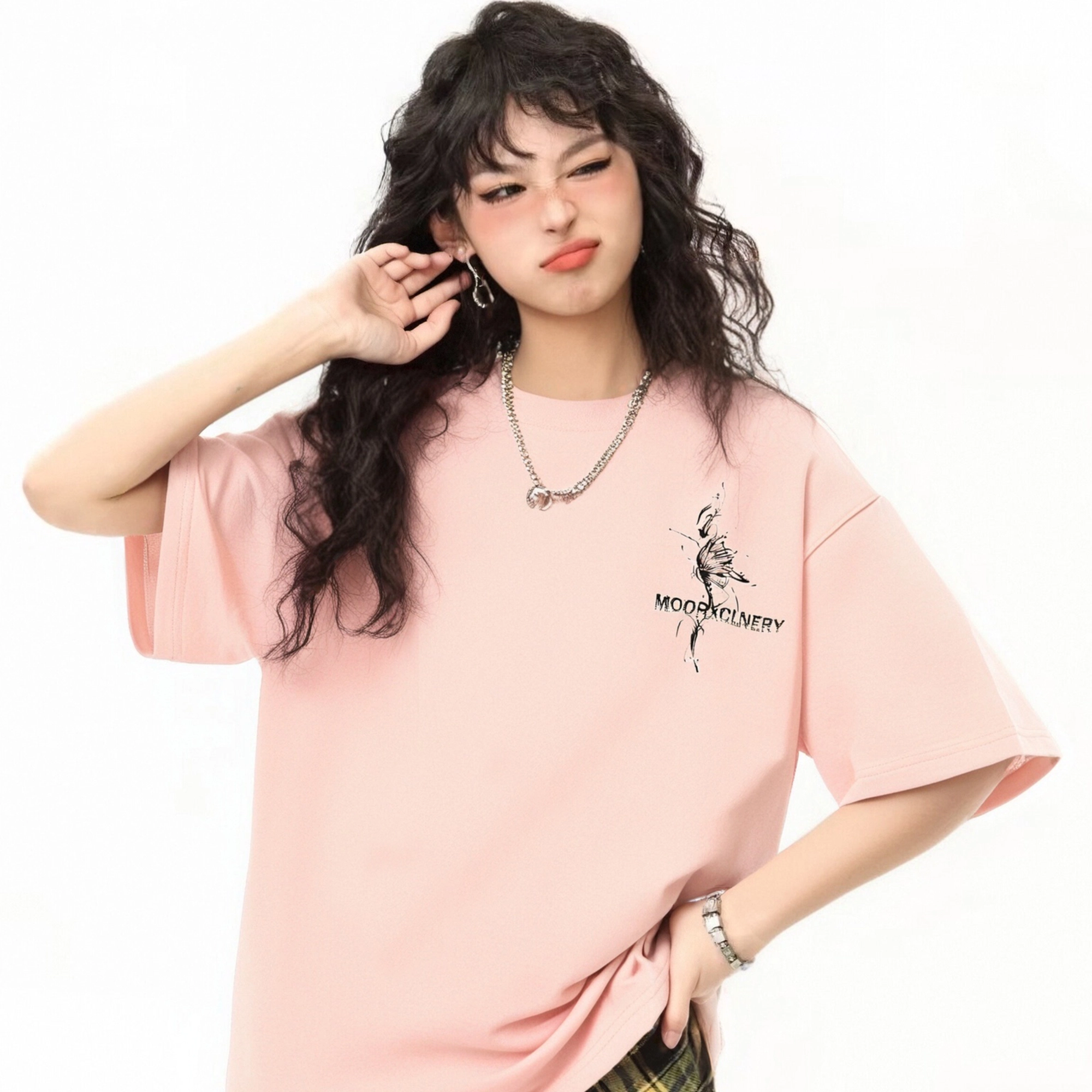 MOOR XCLNERY T