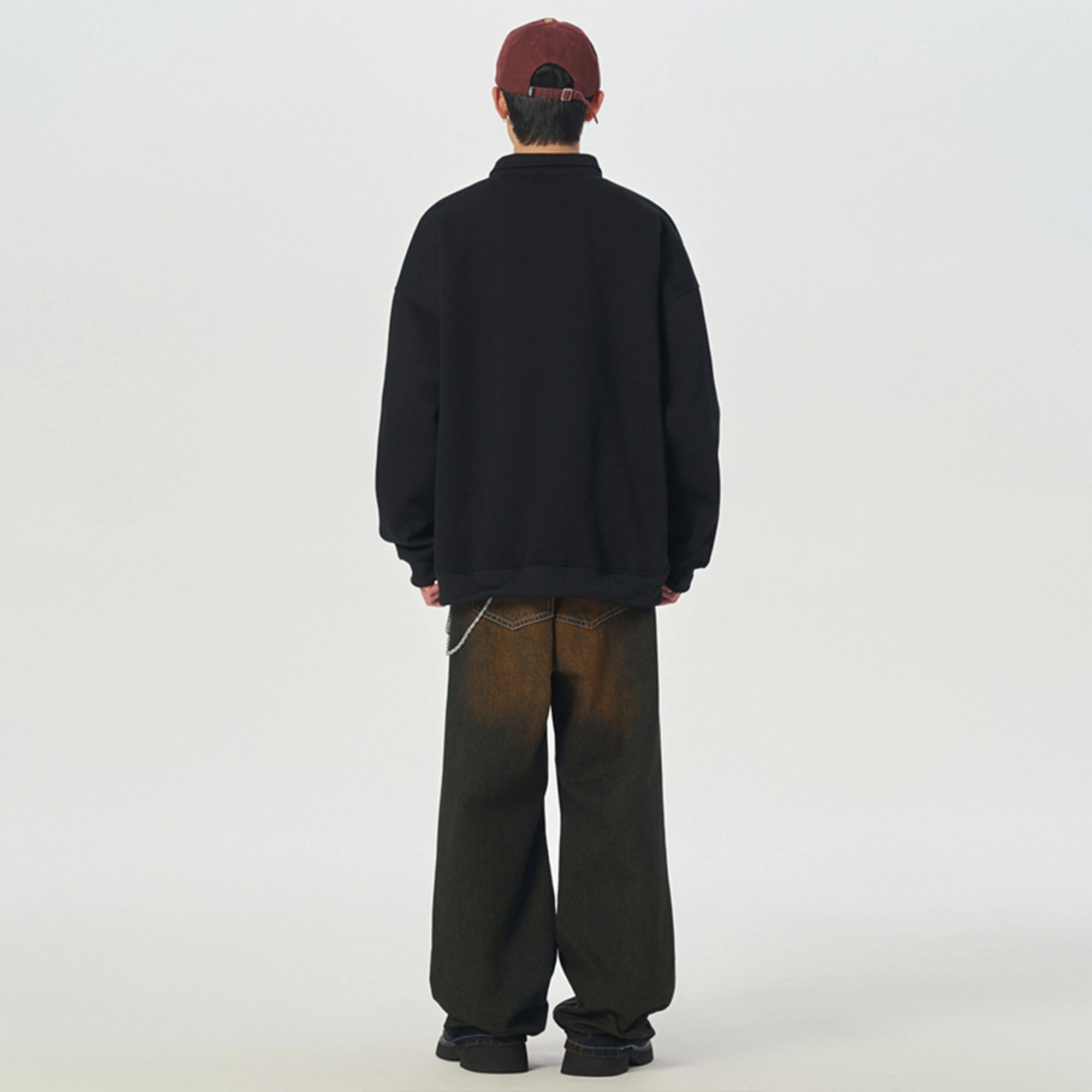 MOOR XCLNERY logoins