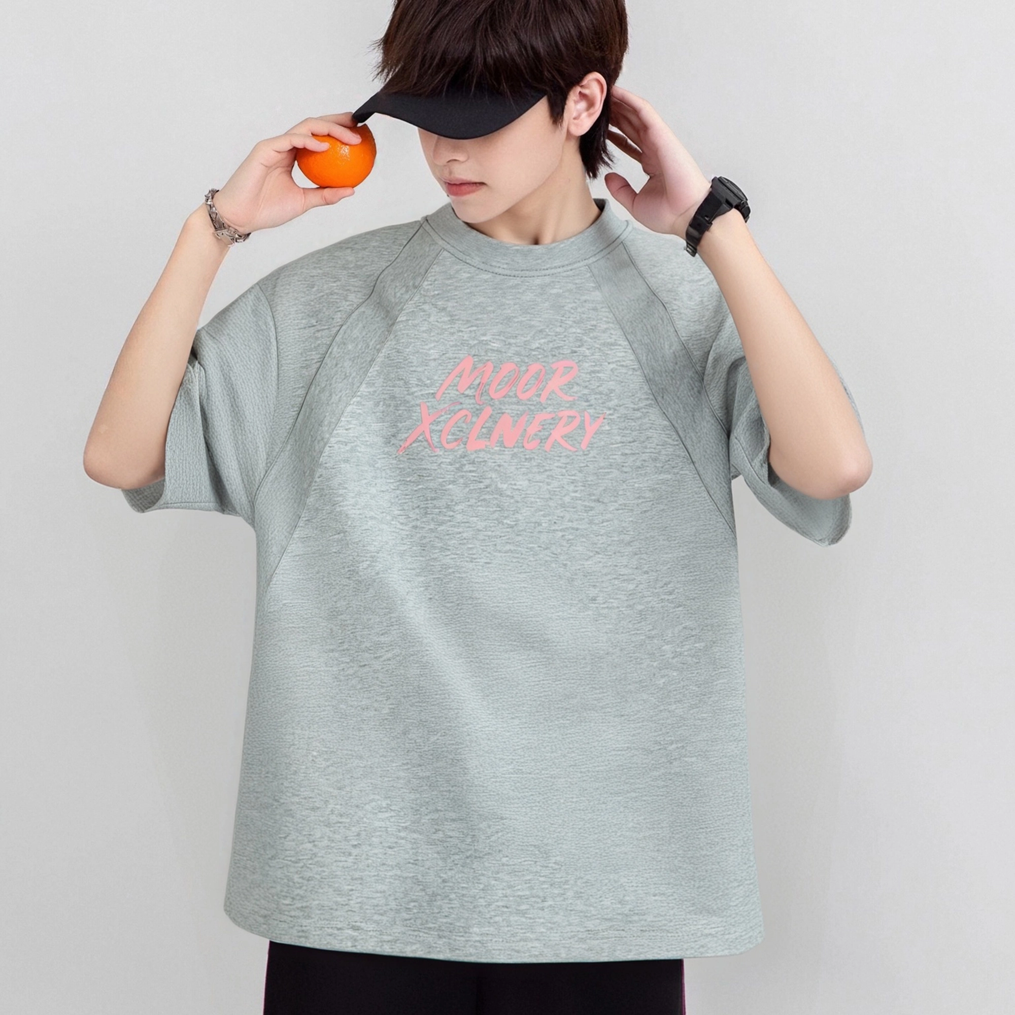 MOOR XCLNERY T