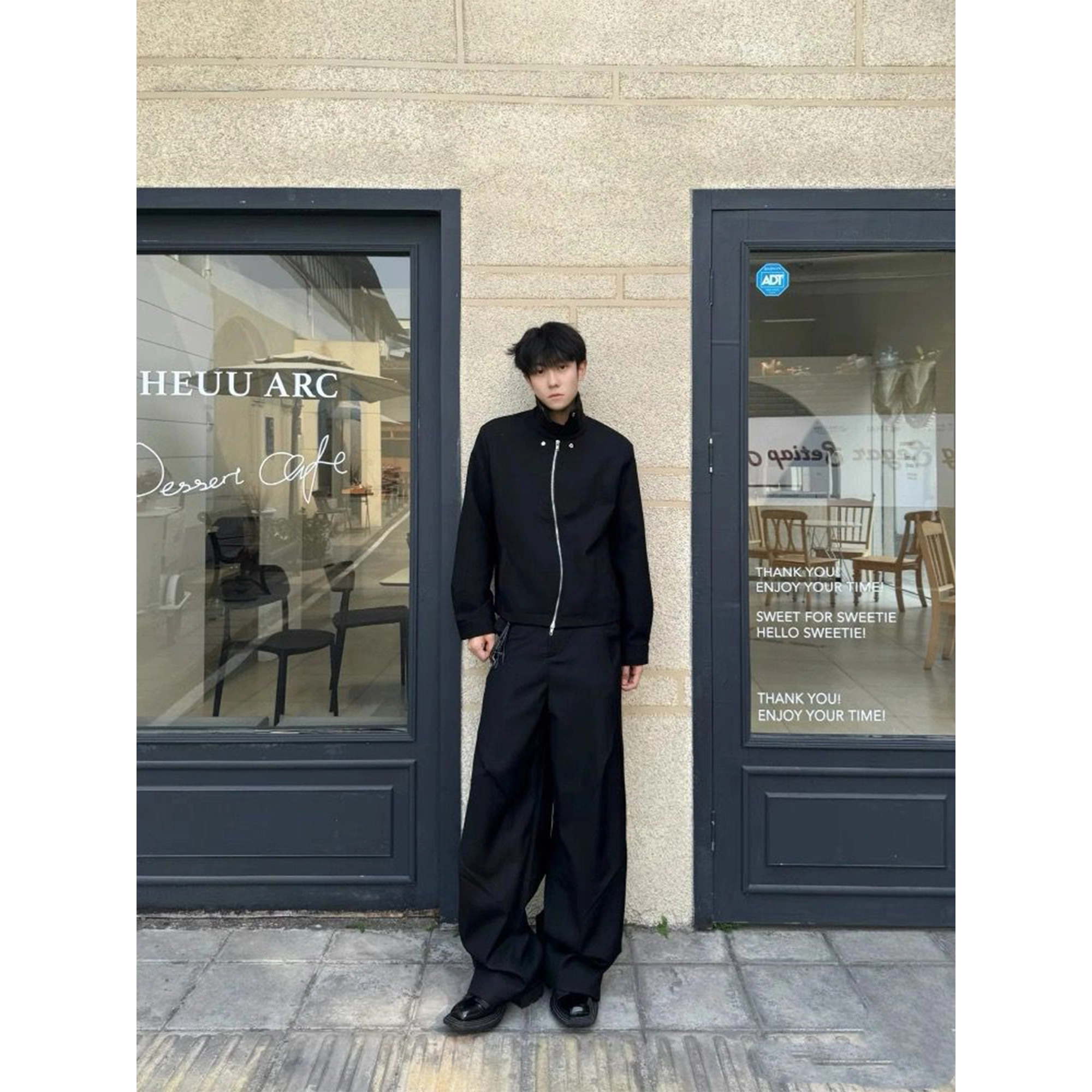 MOOR XCLNERY Sins