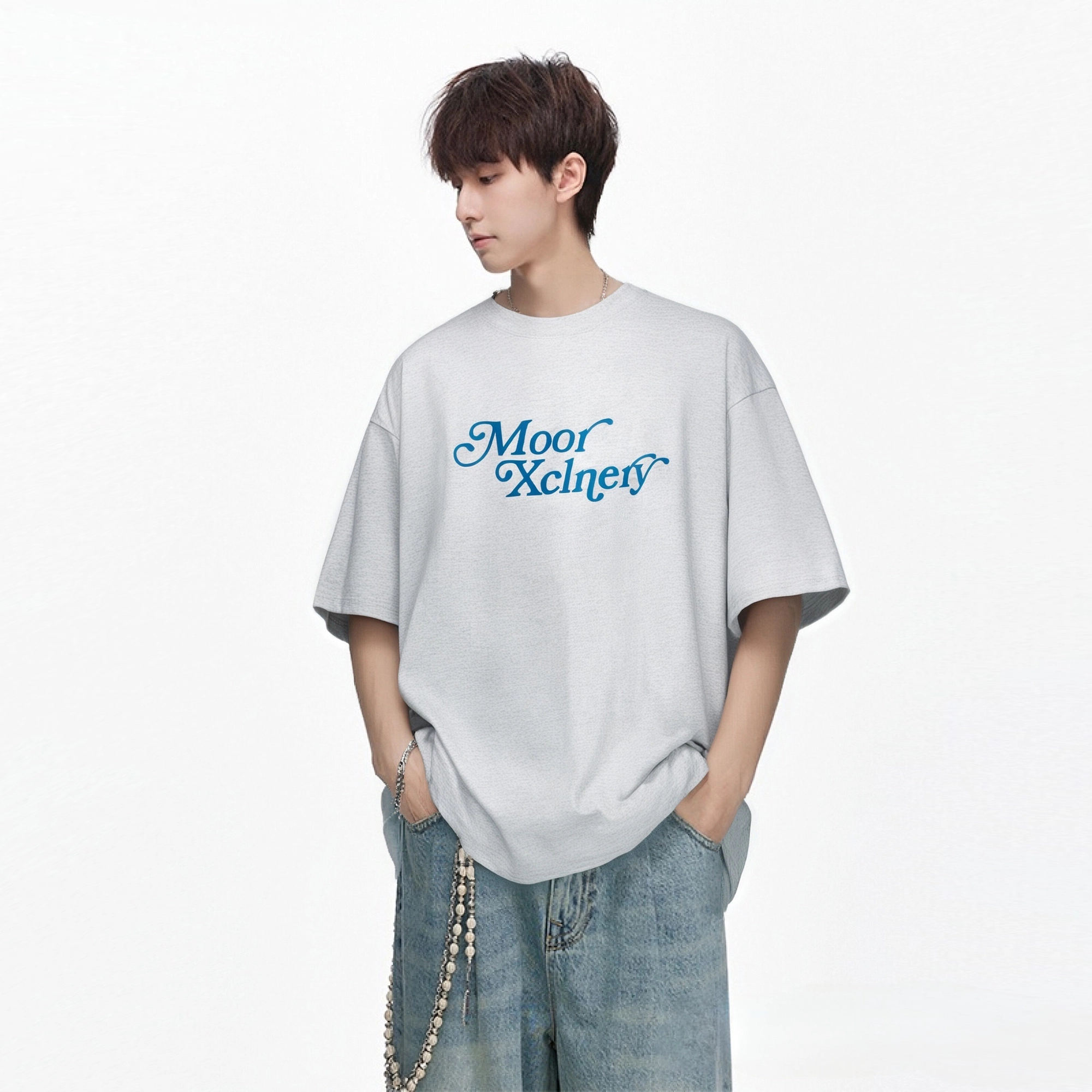 MOOR XCLNERY T