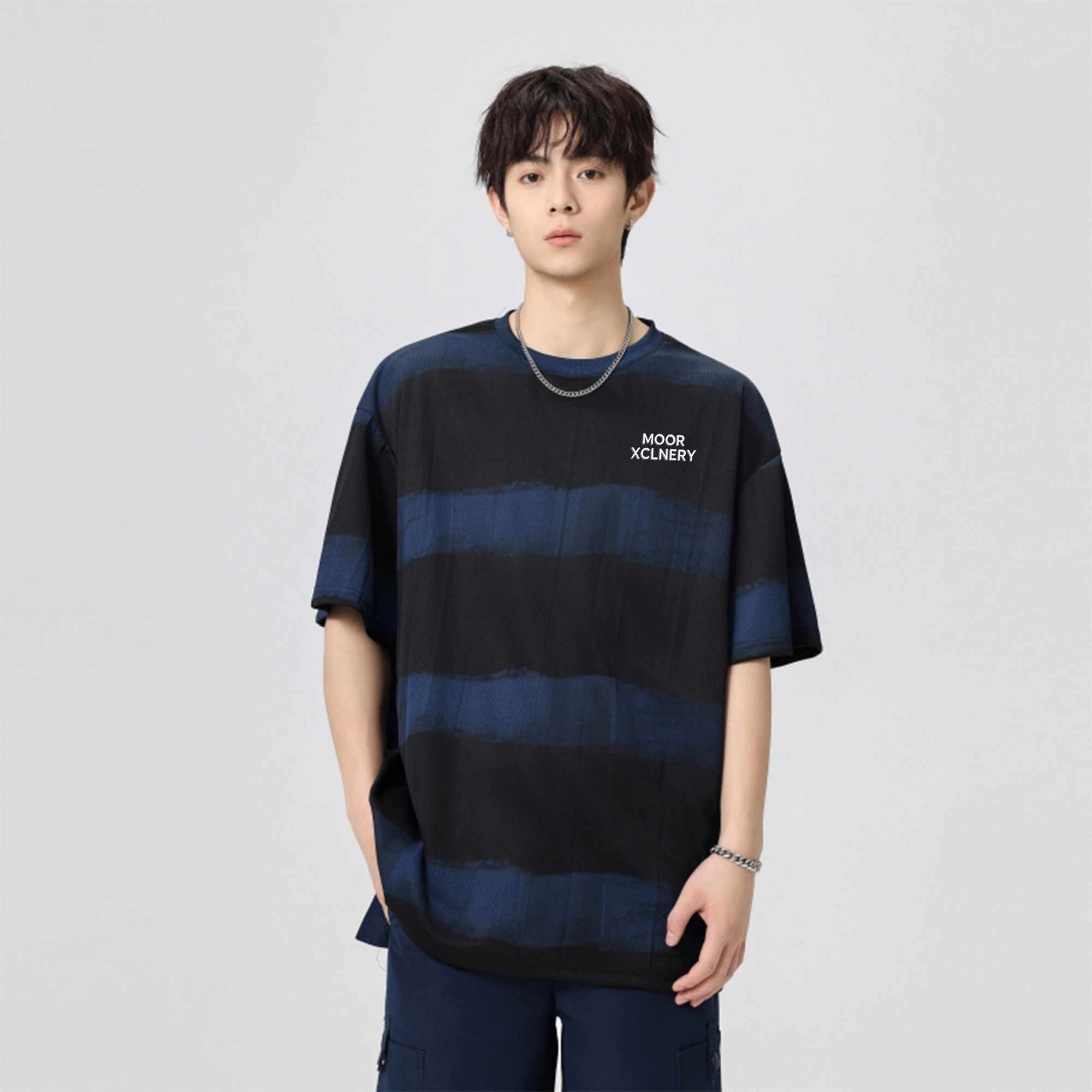 MOOR XCLNERY T