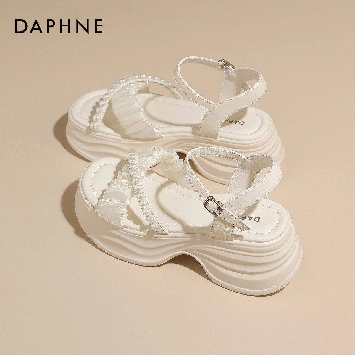 DAPHNE