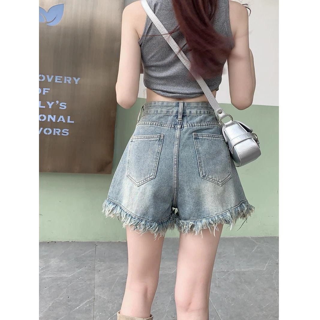 YICHEN A