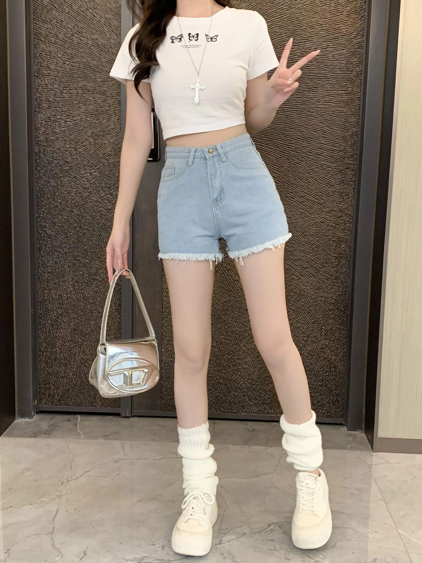 YICHEN