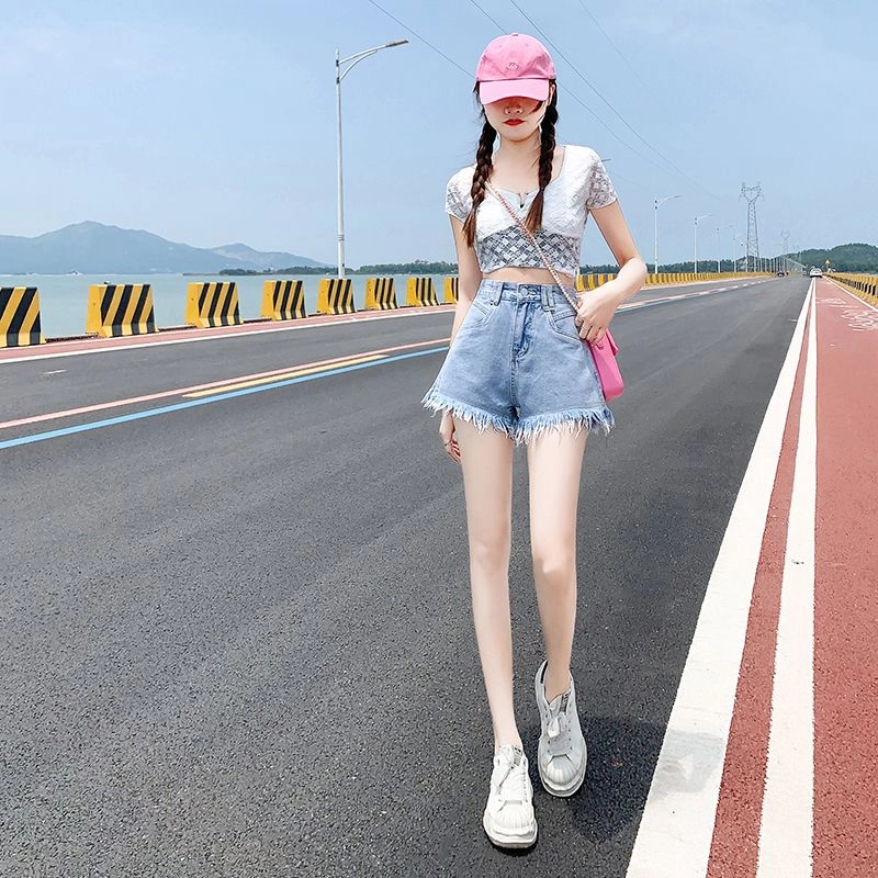 YICHEN