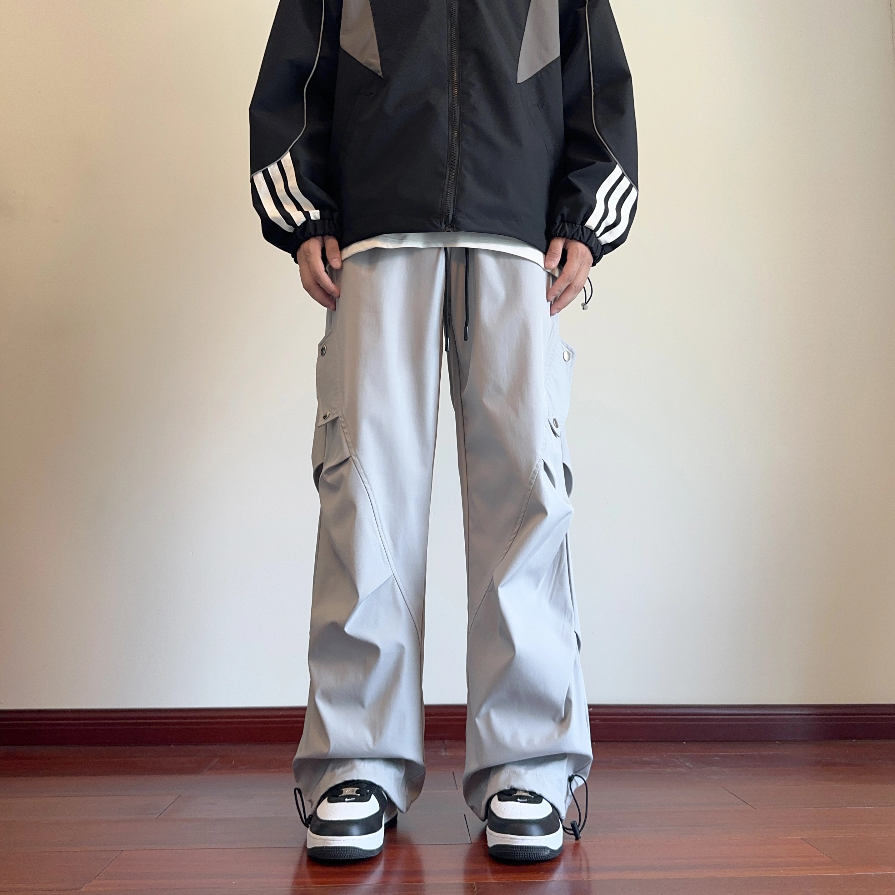 马员外 美式高街宽松舒适百搭日常通勤纯色直筒垂感褶皱工装拼接无性别主义休闲裤 男女同款