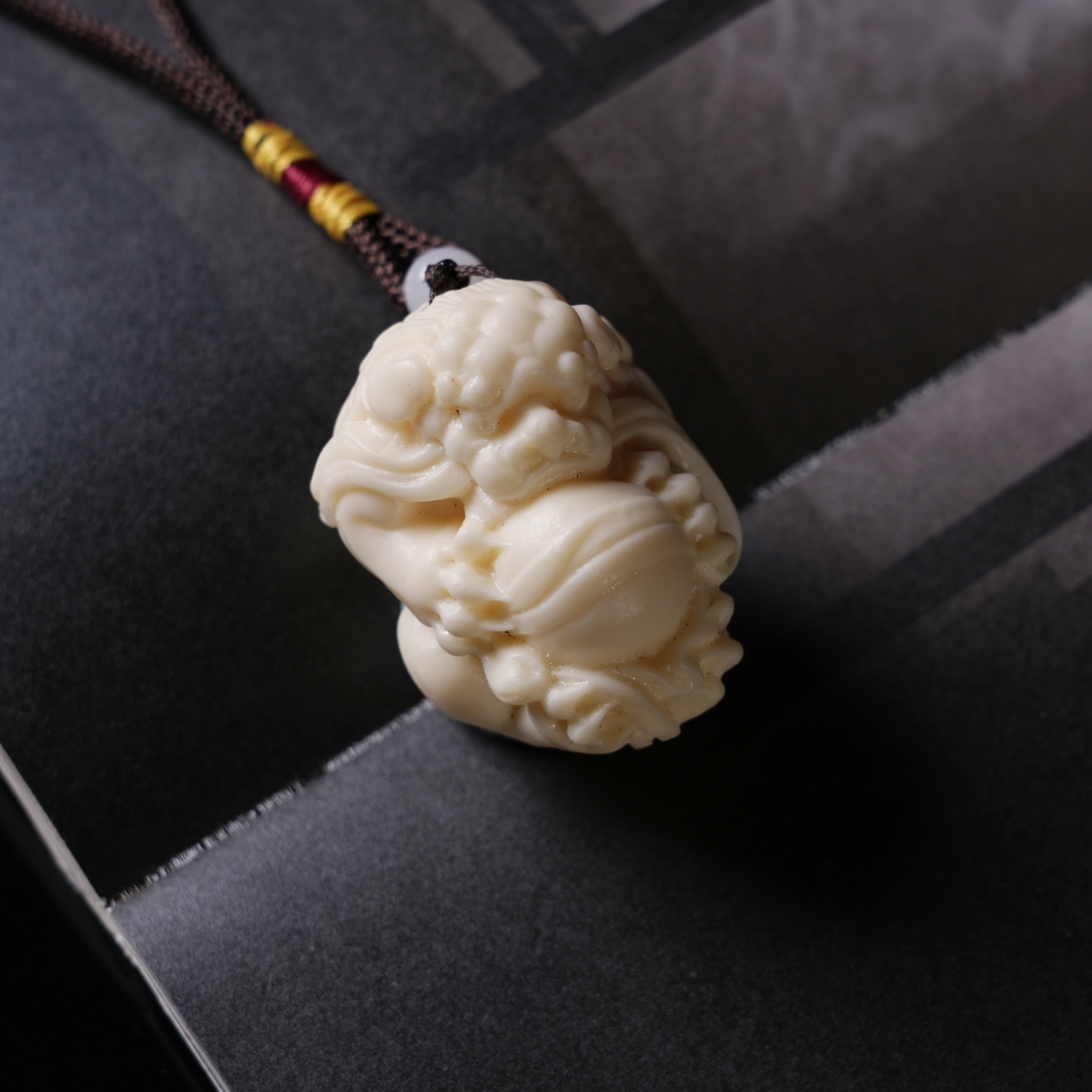 【招财貔貅】 古韵归龙山文创 新中式文玩茶宠居家八方来财诸事顺遂随车载挂件出入平安饰品转运开运上岸盘玩#好运 象牙果 手把件 男女同款情侣款
