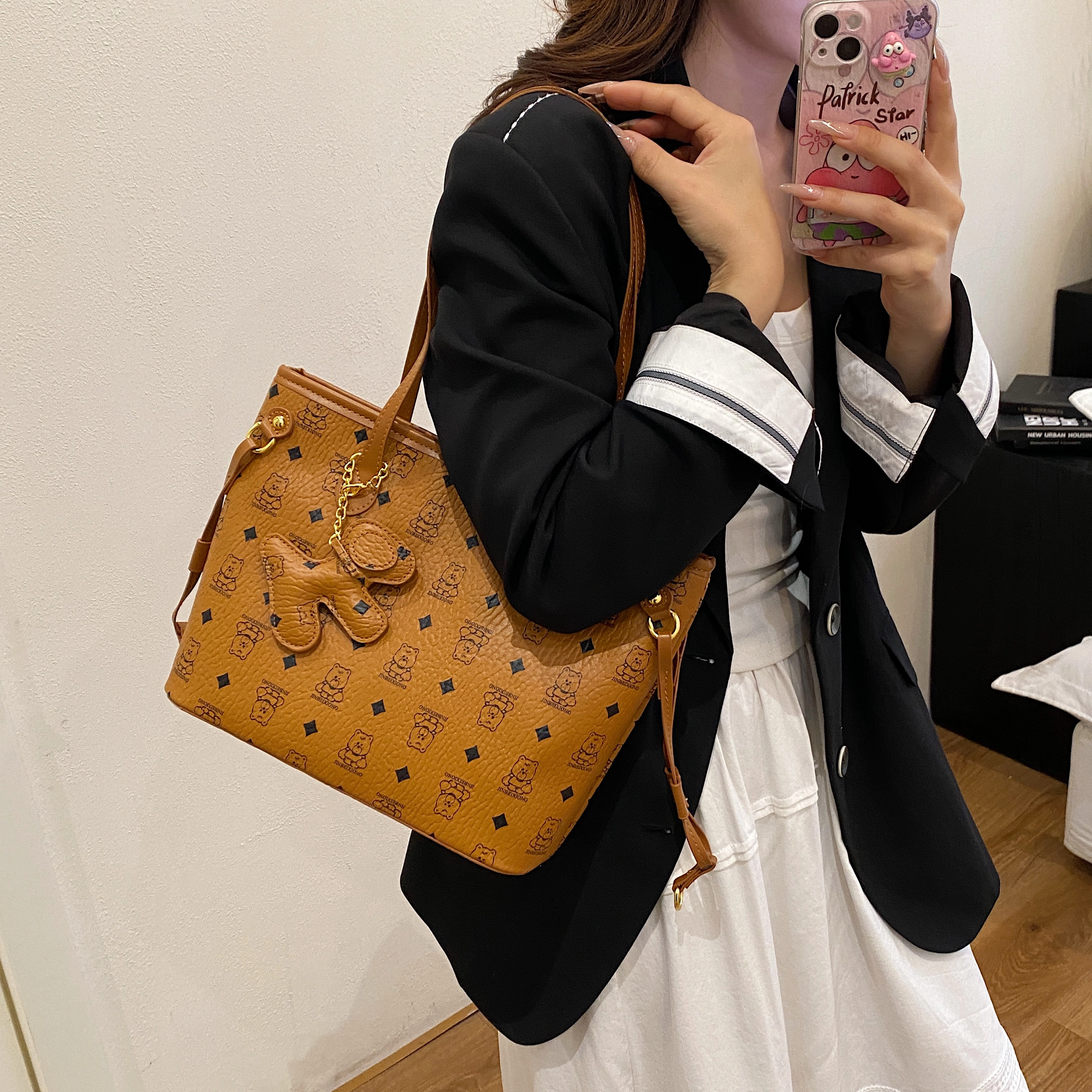 YTARA PU Tote