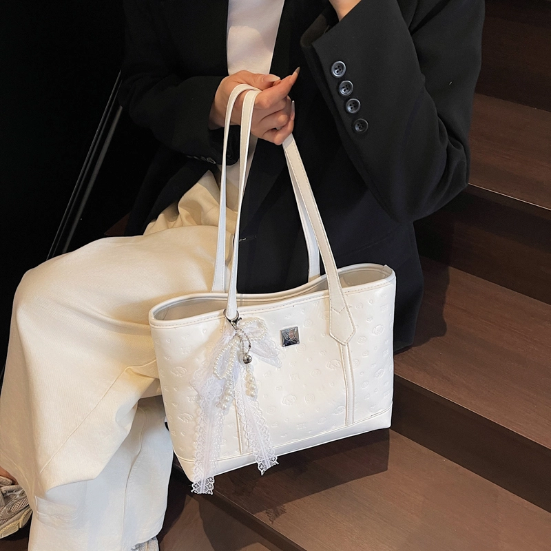YTARA PU Tote