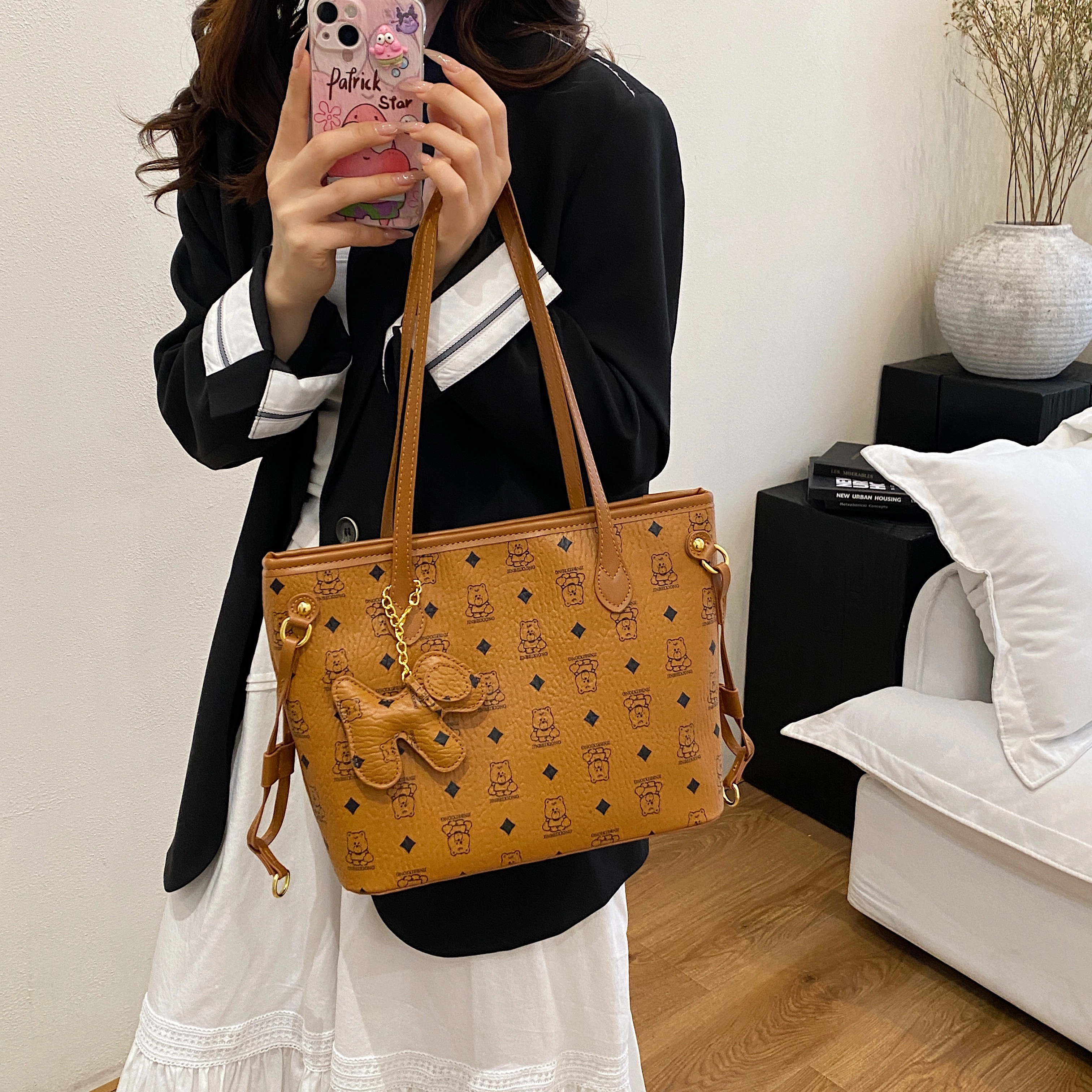 YTARA PU Tote