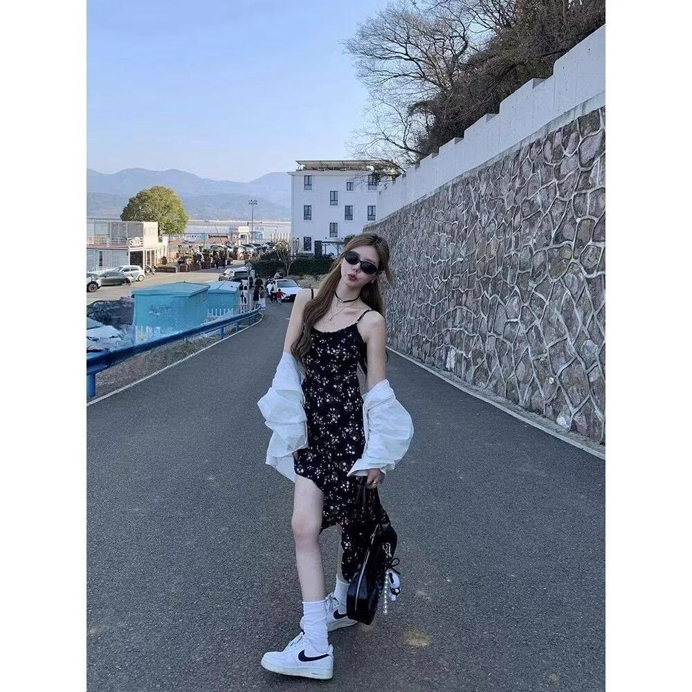 天才小熊 法式收腰显瘦简约通勤吊带连衣裙 女款