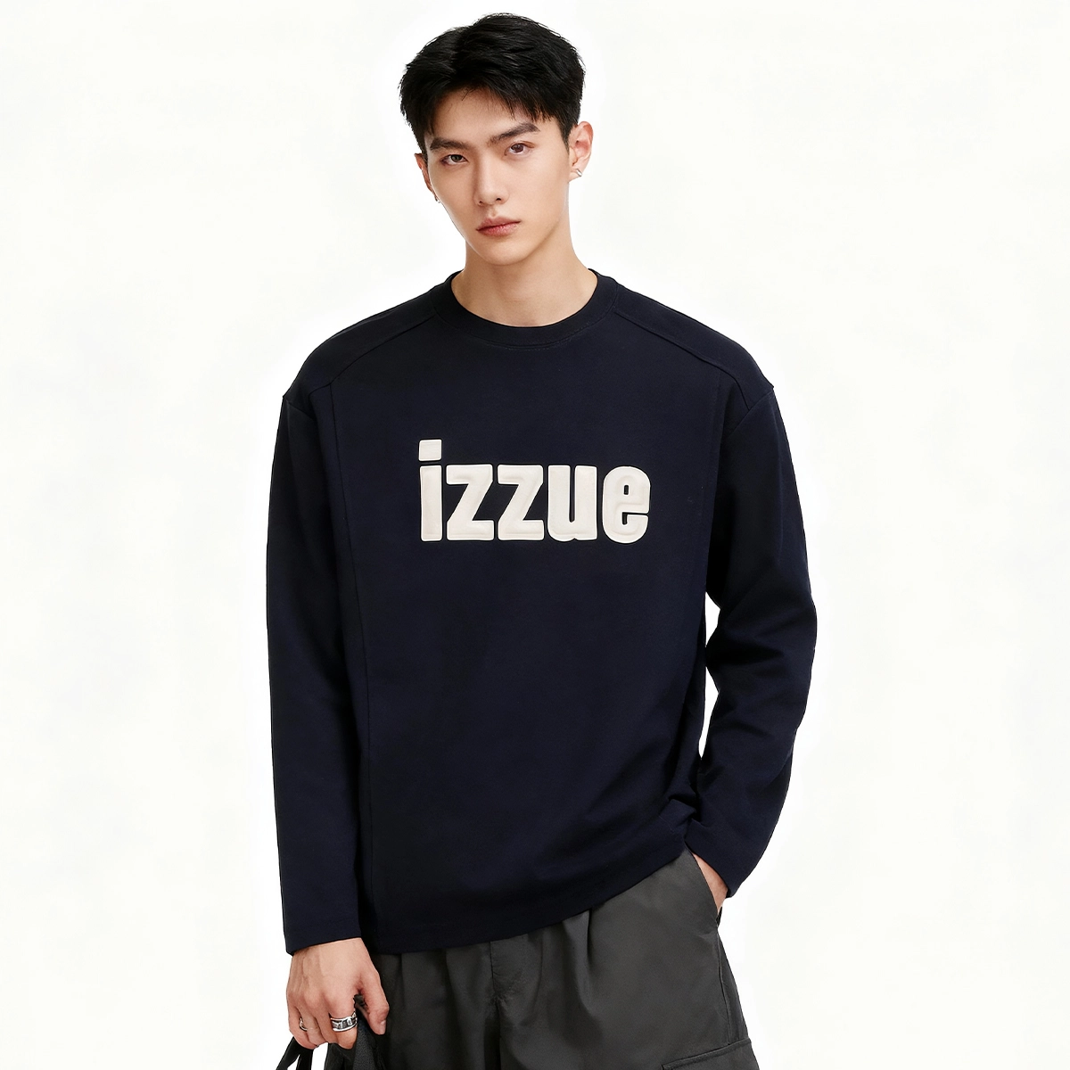 izzue i.t 2025 logo
