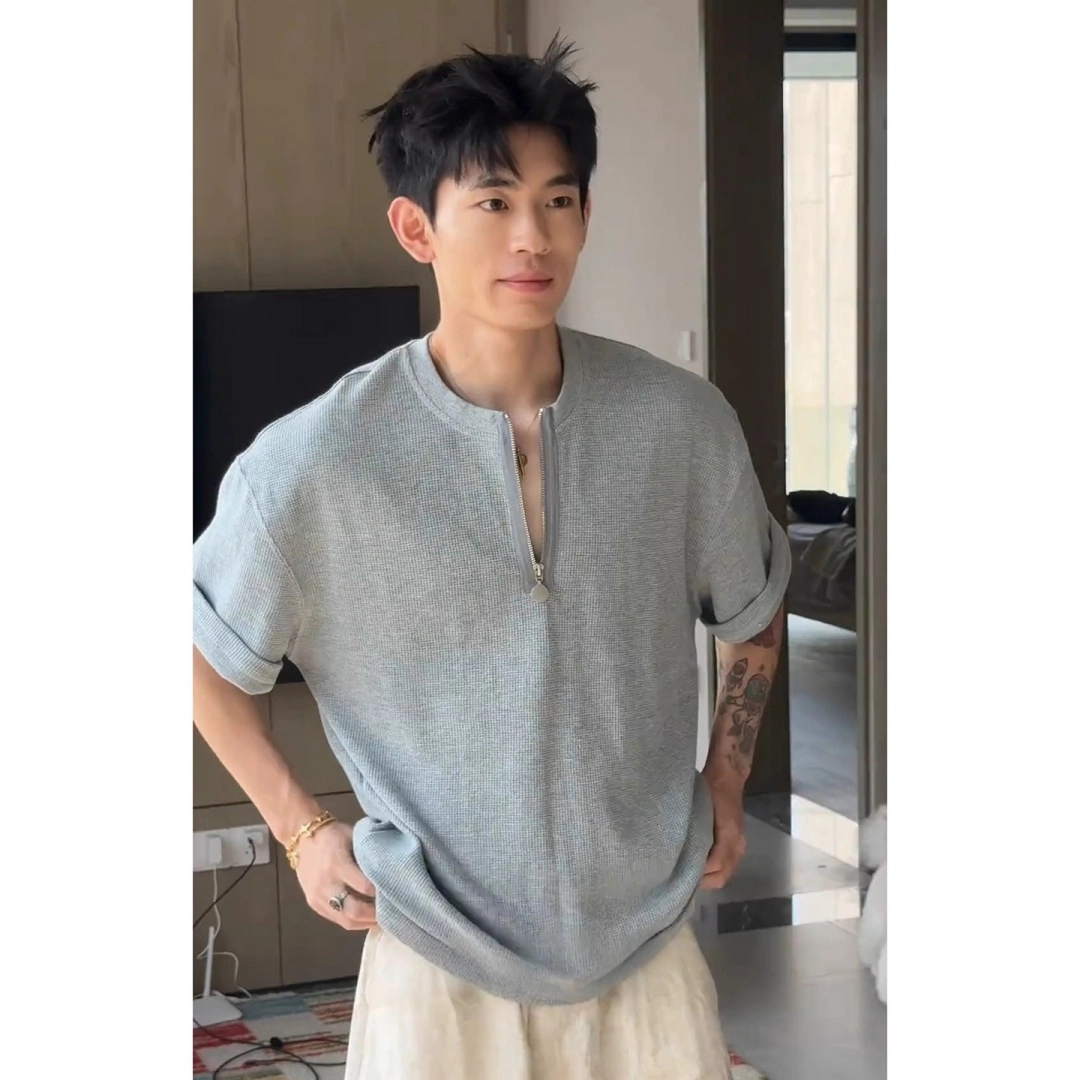 Hypeyourself T