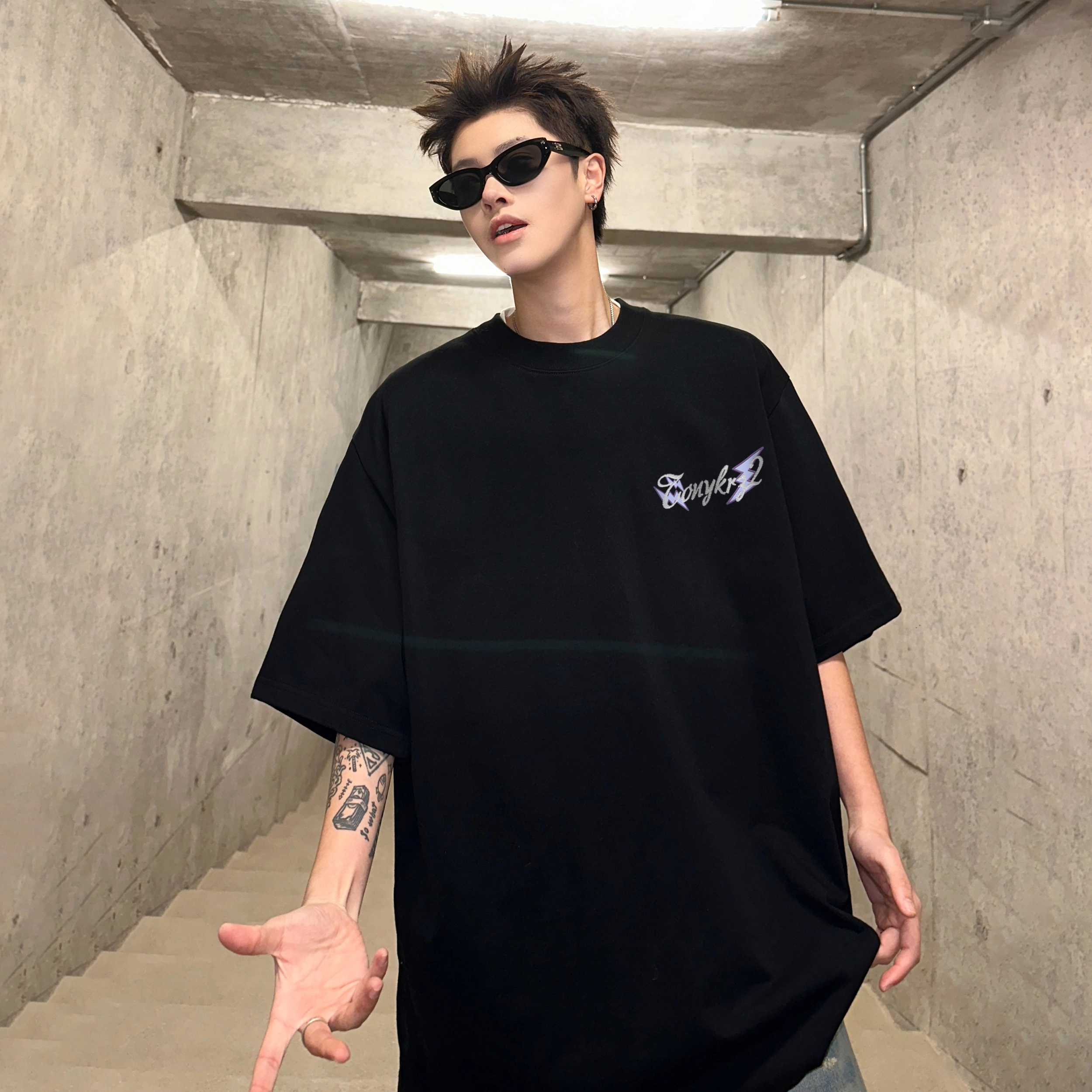 TONYKRZ T