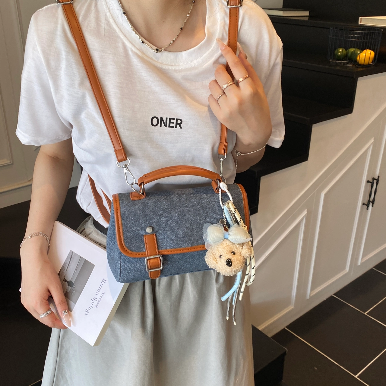 ORANGE BEAN PU