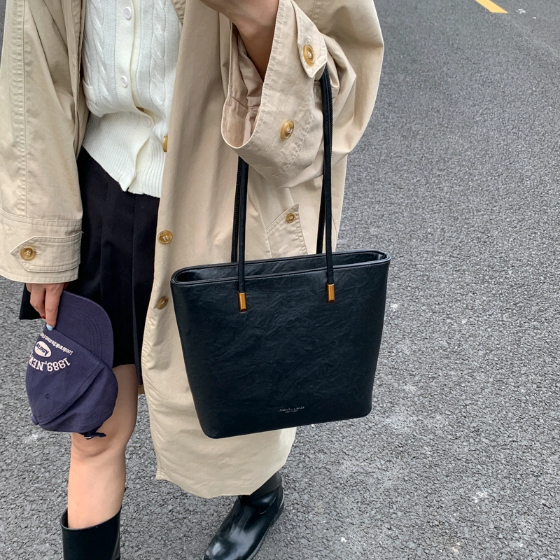 ORANGE BEAN PU Tote