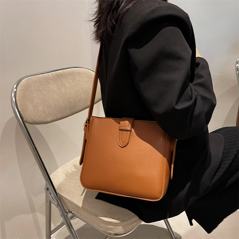 ORANGE BEAN PU