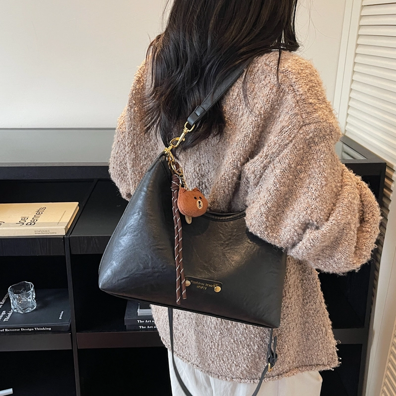 ORANGE BEAN PU
