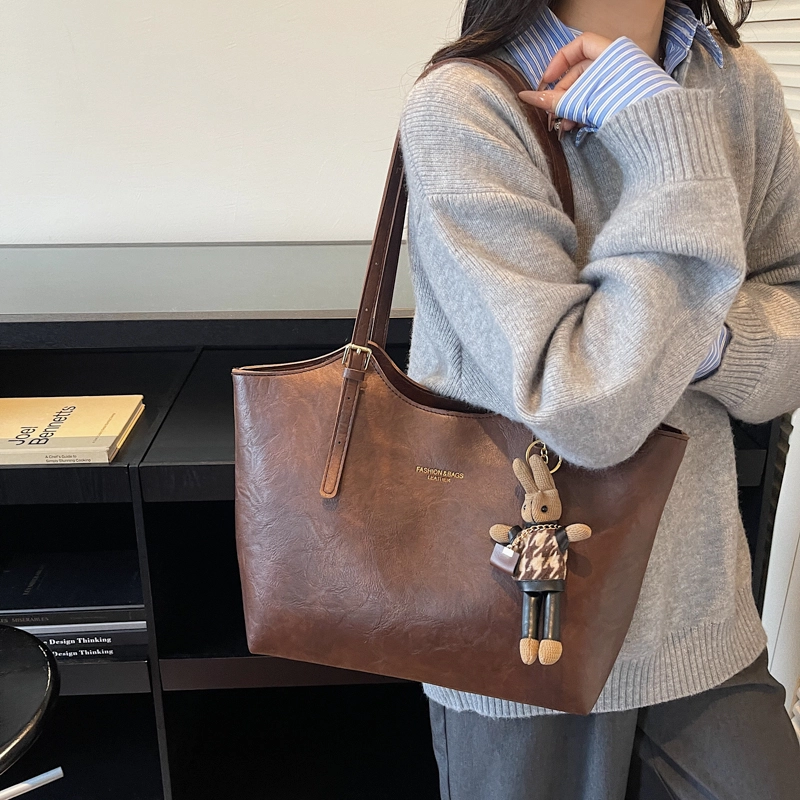 ORANGE BEAN Tote PU