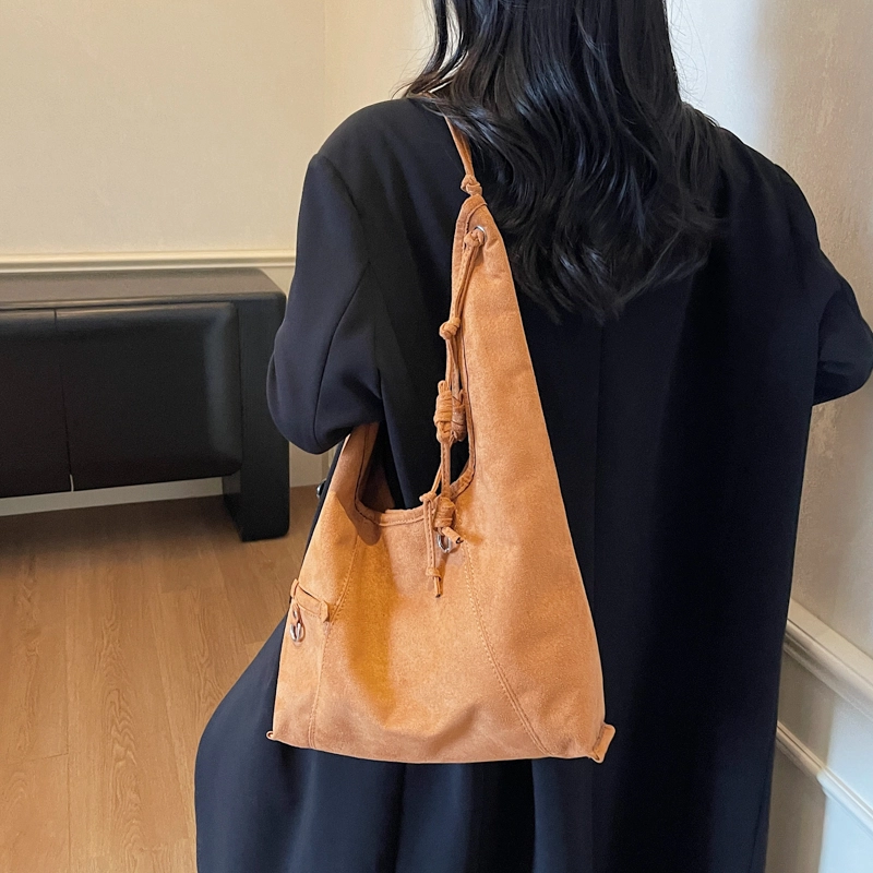 ORANGE BEAN PU