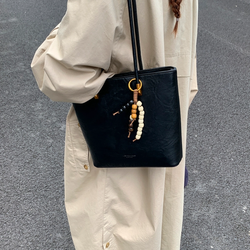 ORANGE BEAN PU Tote