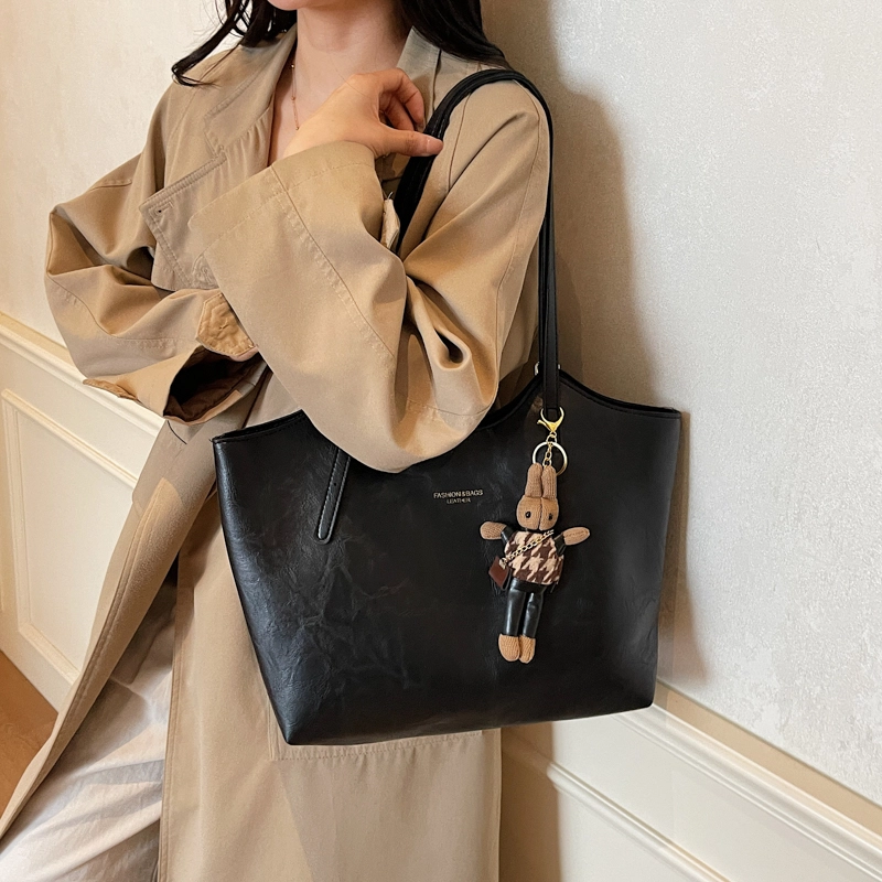 ORANGE BEAN Tote PU