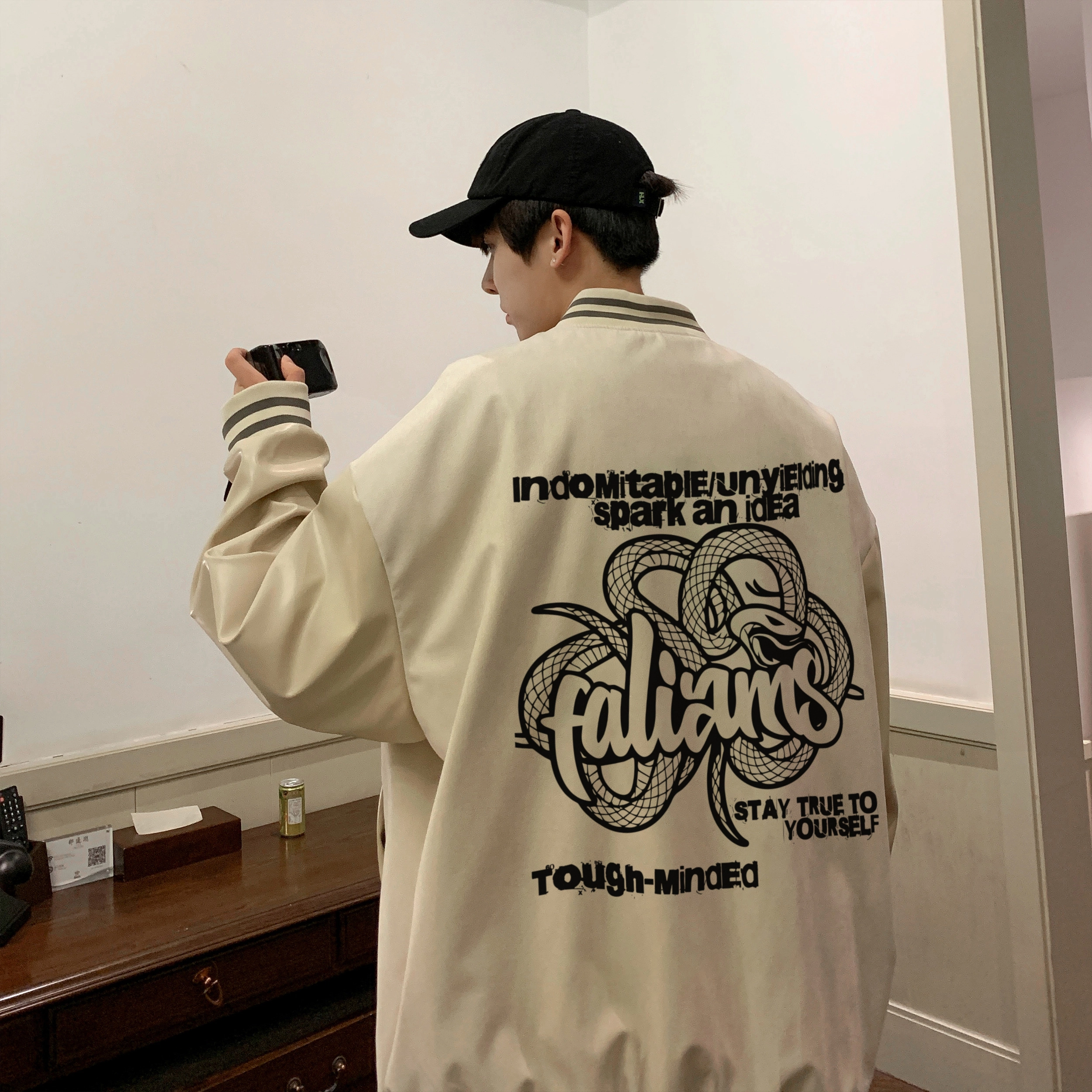 FALIAMS LOGO