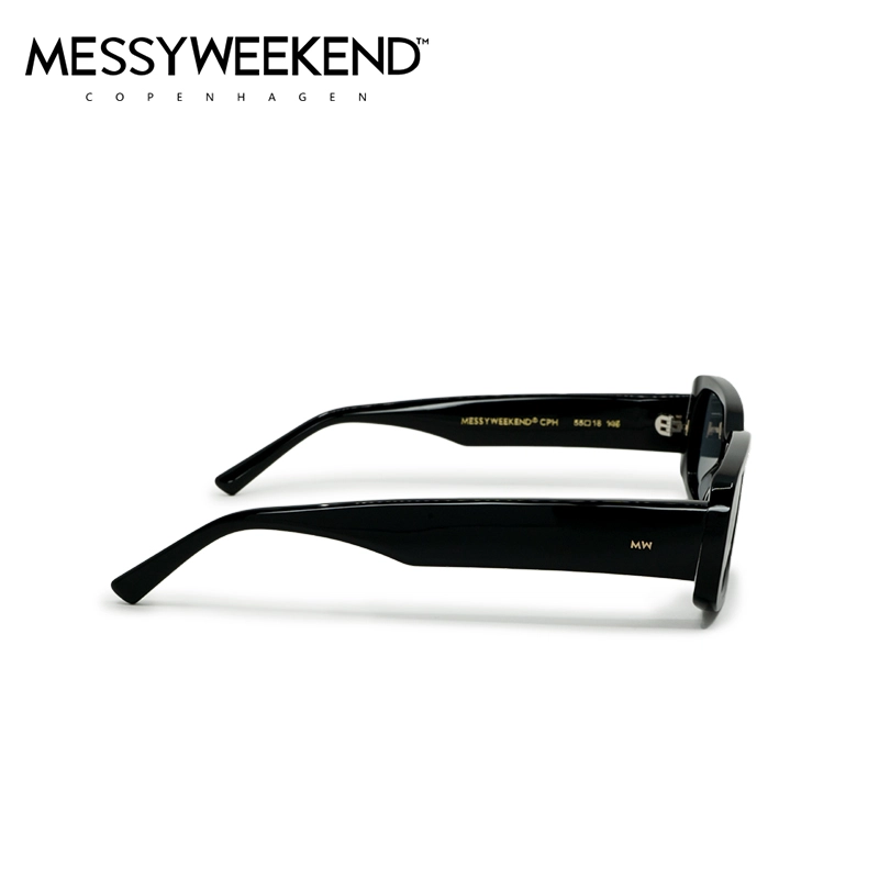 MESSYWEEKEND ROXIE