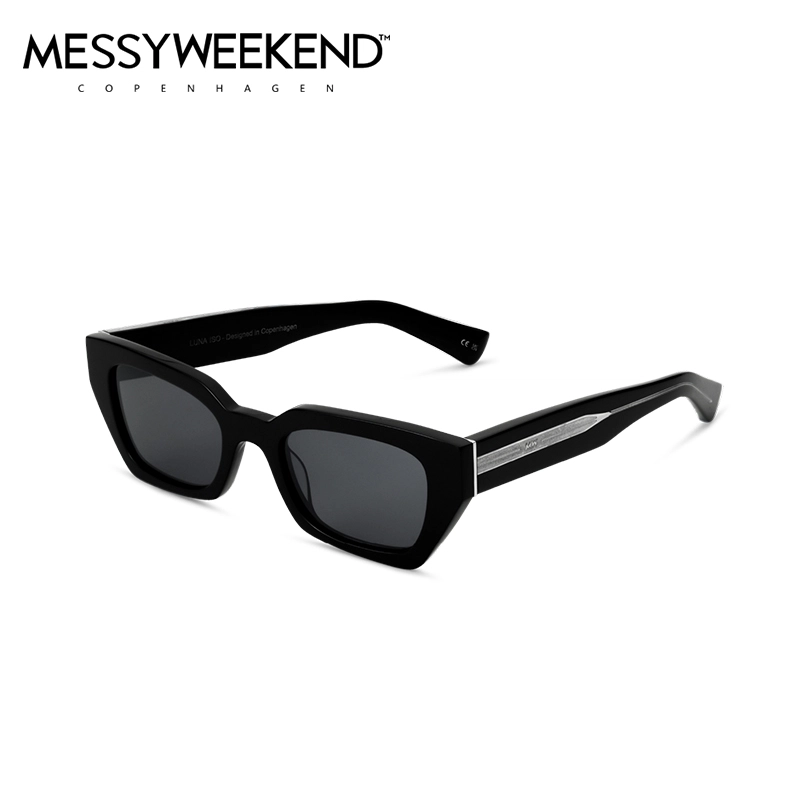 MESSYWEEKEND LUNA