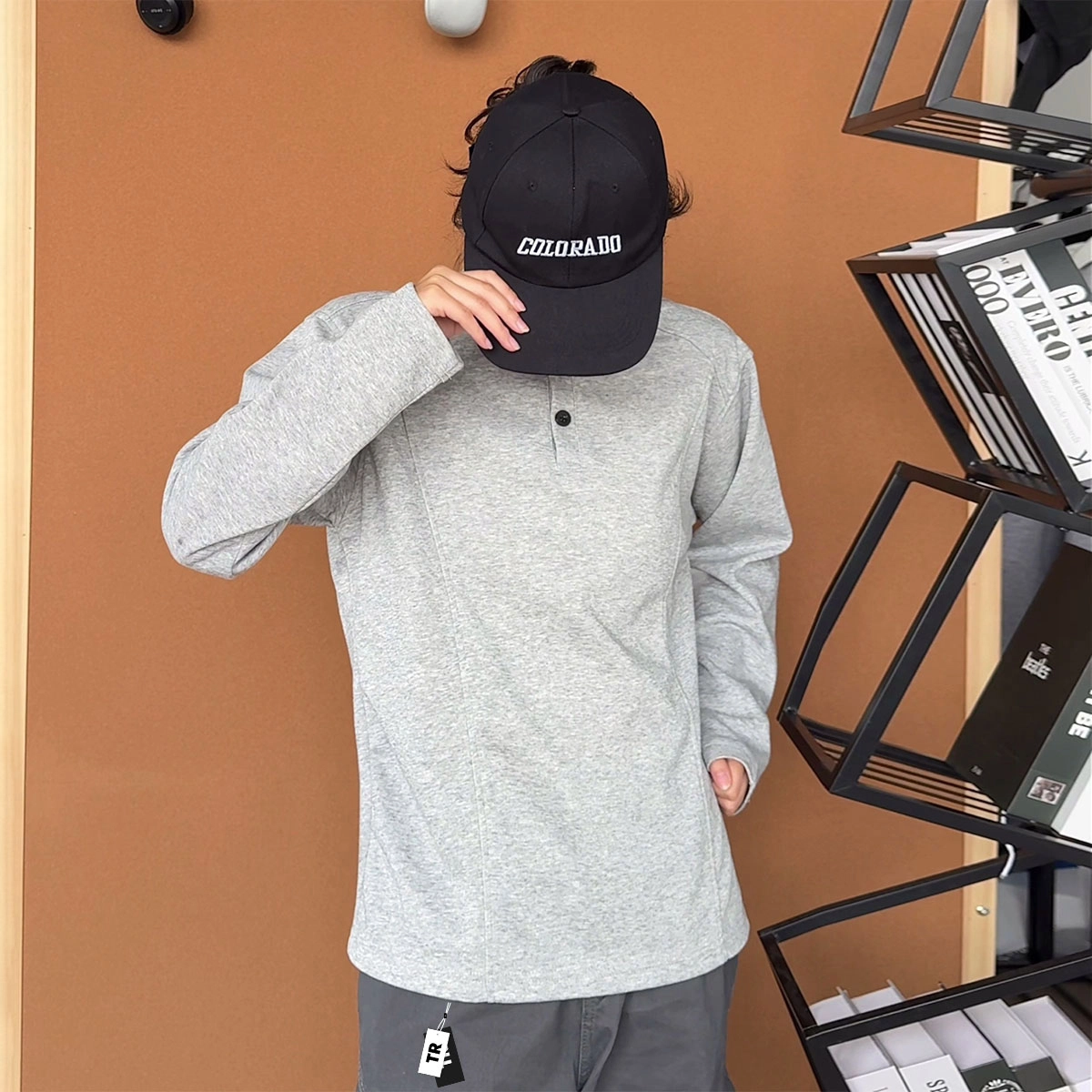 TR insTpolo