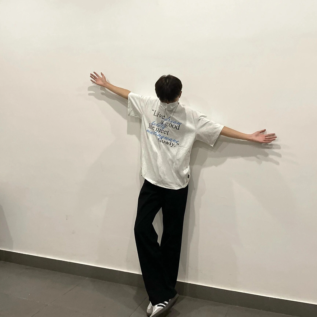TR ootdvibecleanfit