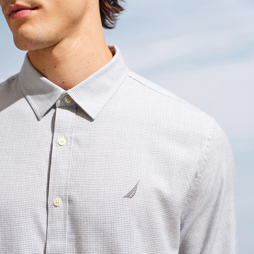 NAUTICA