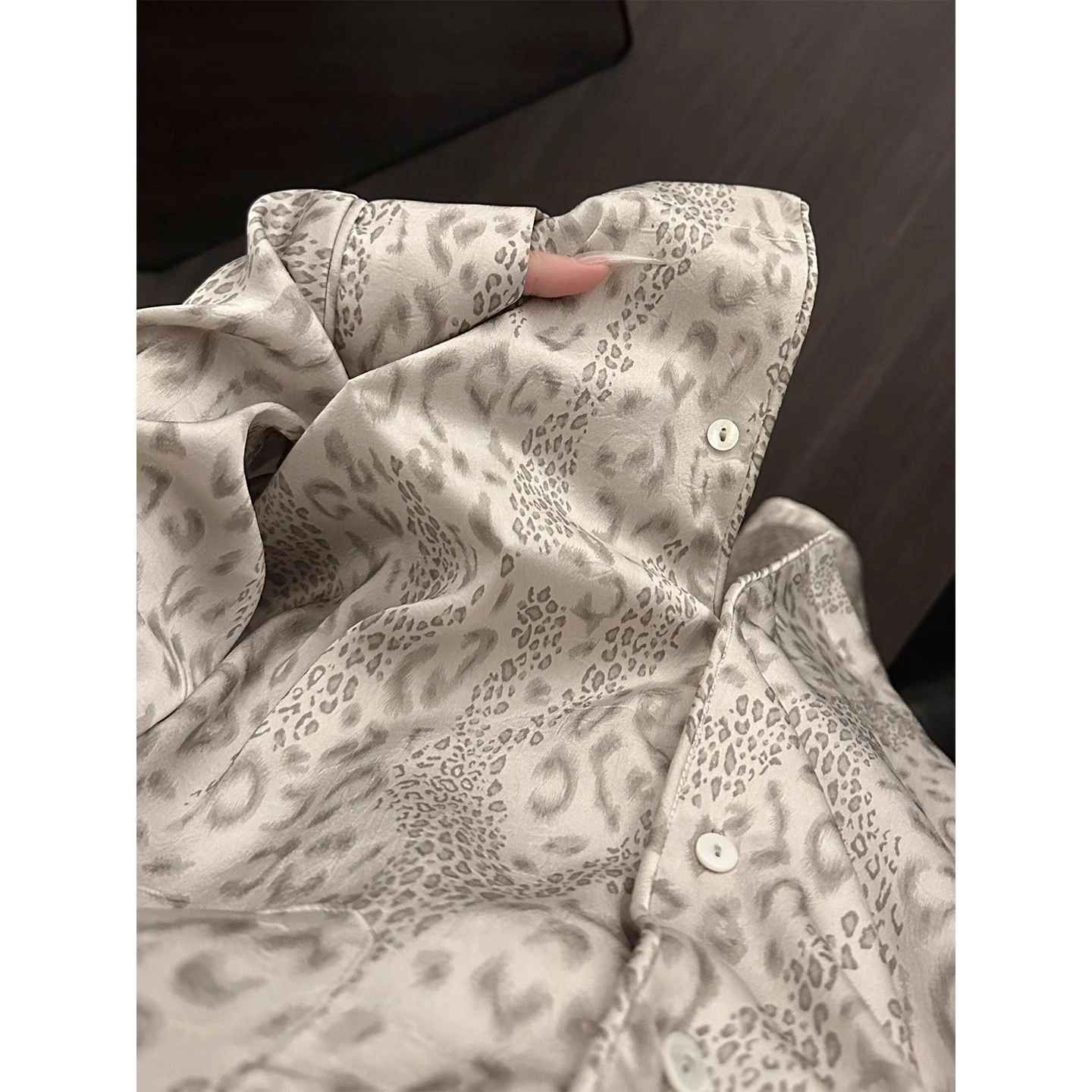 静英鸾 翻领舒适可外穿豹纹长袖轻便家居服睡衣套装 女款
