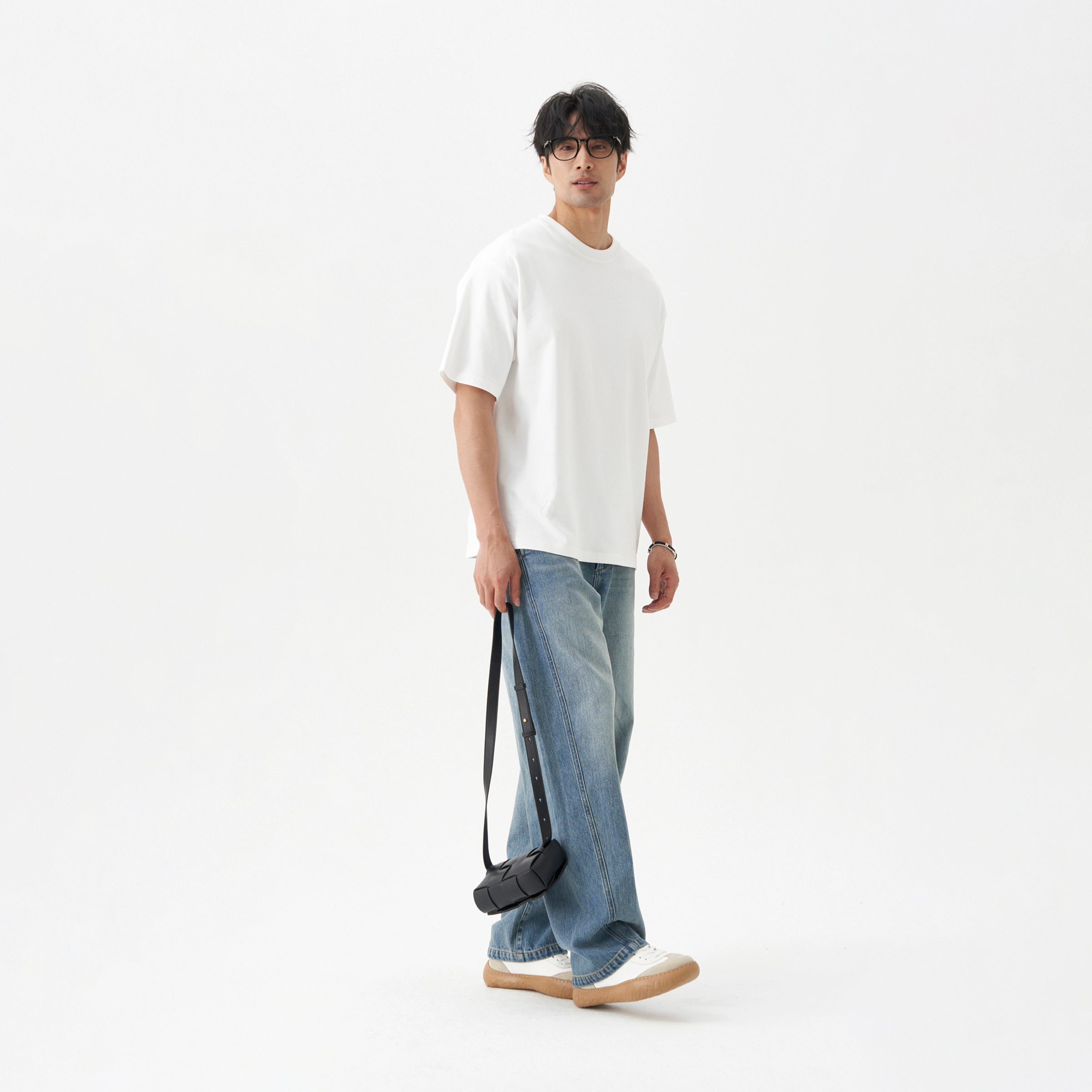 LEZORA creamsupima T