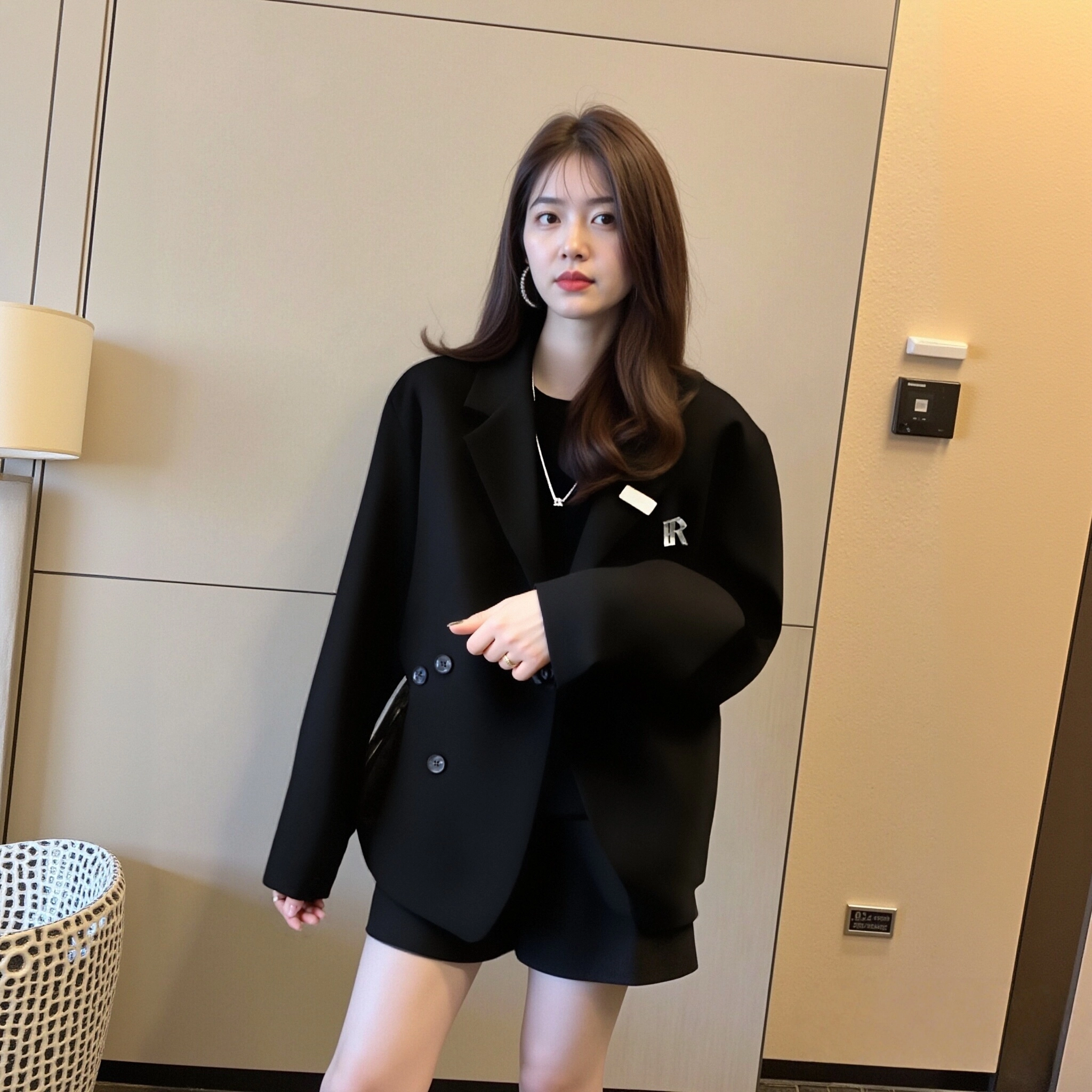 洋气先生 美式复古简约纯色商务休闲时尚百搭小众高级感潮流帅气日常基础款宽松落肩长袖单排扣英伦风轻奢无性别主义外套西装 男女同款