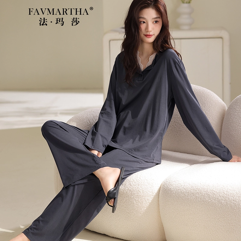 FAVMARTHA V