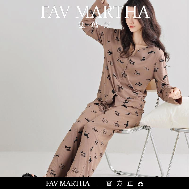 FAVMARTHA V
