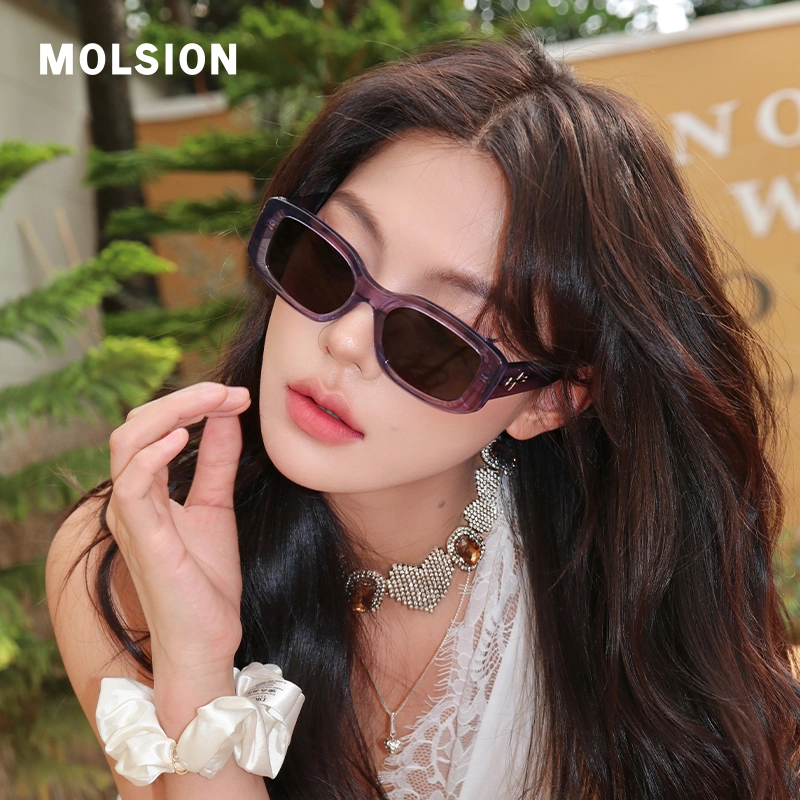 MOLSION