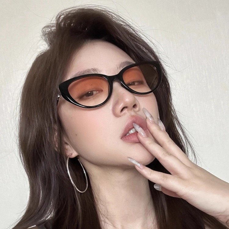 无限兔 高级感复古窄框好看出片街拍防紫外线 太阳眼镜 男女同款情侣款