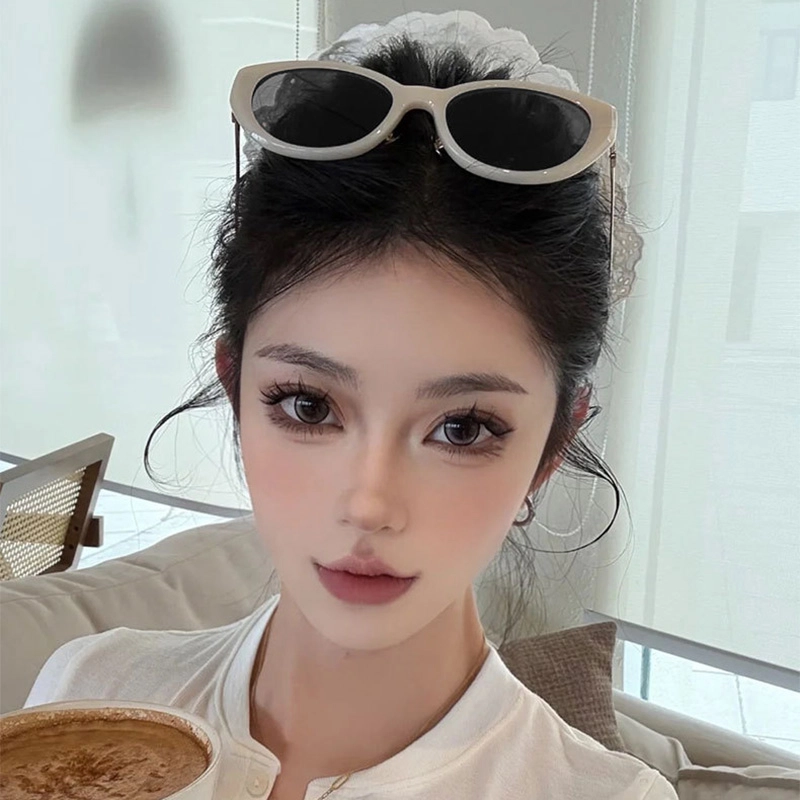 无限兔 高级感复古窄框好看出片街拍防紫外线 太阳眼镜 男女同款情侣款