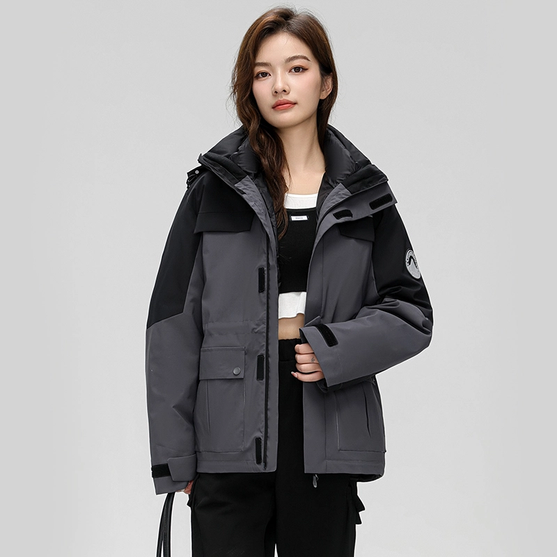 雅鹿 防风防雨户外登山服冲锋衣 女款