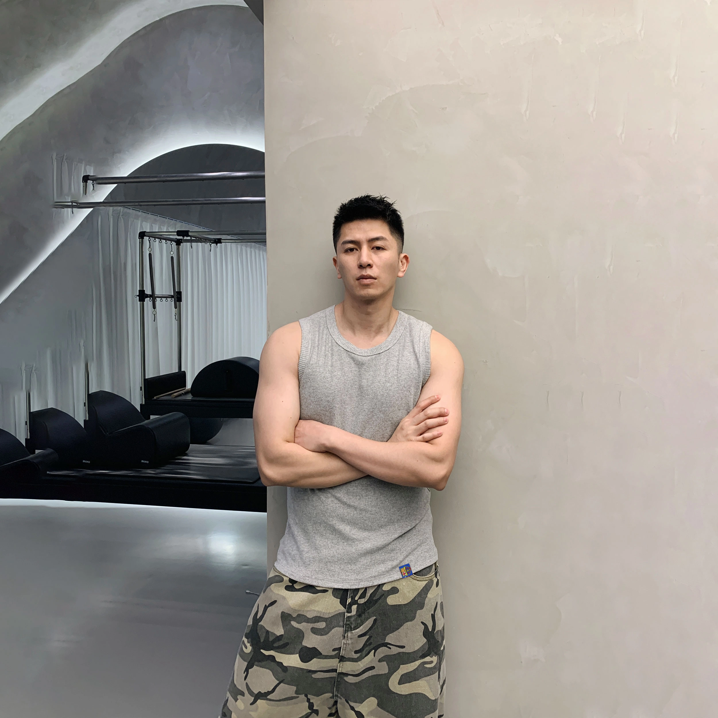 巴塞罗那足球俱乐部 美式高街风队徽布标健身坎肩修身百搭正肩纯色基础款休闲训练针织背心 男女同款