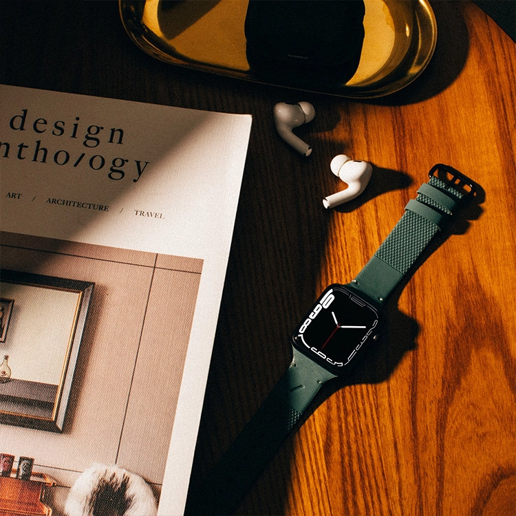 Native Union (RE)CLASSIC Apple Watch